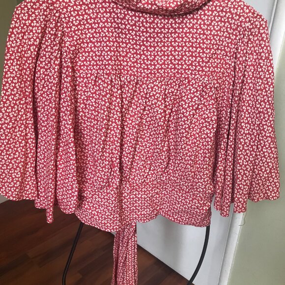 Maeve Red Floral Crop Top no - Picture 2 of 9